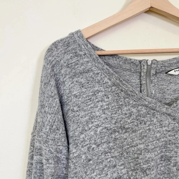 NAF NAF | V-NECK TOP - Picture 4 of 13